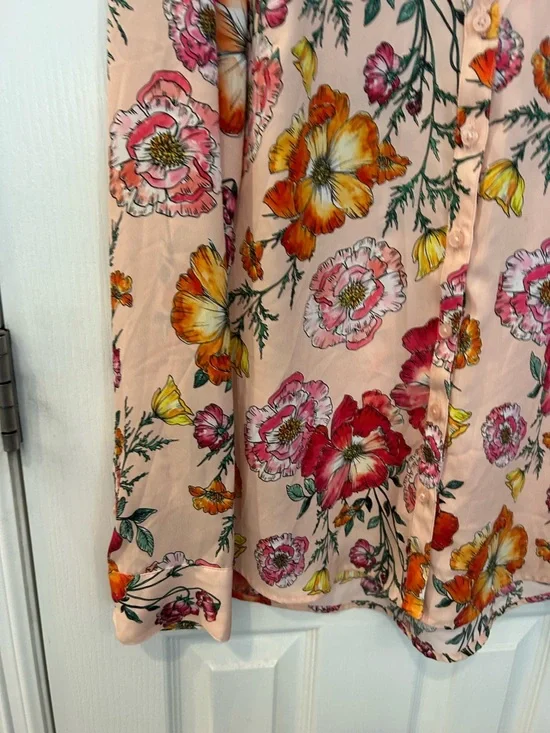 Express Peach Floral Button-Down Shirt with Red & Yellow Blooms - Picture 4 of 9